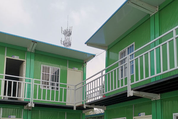 濟(jì)南移動(dòng)板房,濟(jì)南裝配式打包箱,濟(jì)南集裝箱租售,濟(jì)南住人集裝箱,濟(jì)南活動(dòng)板房廠家